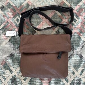 NWT Ackermann brown leather small messenger bag